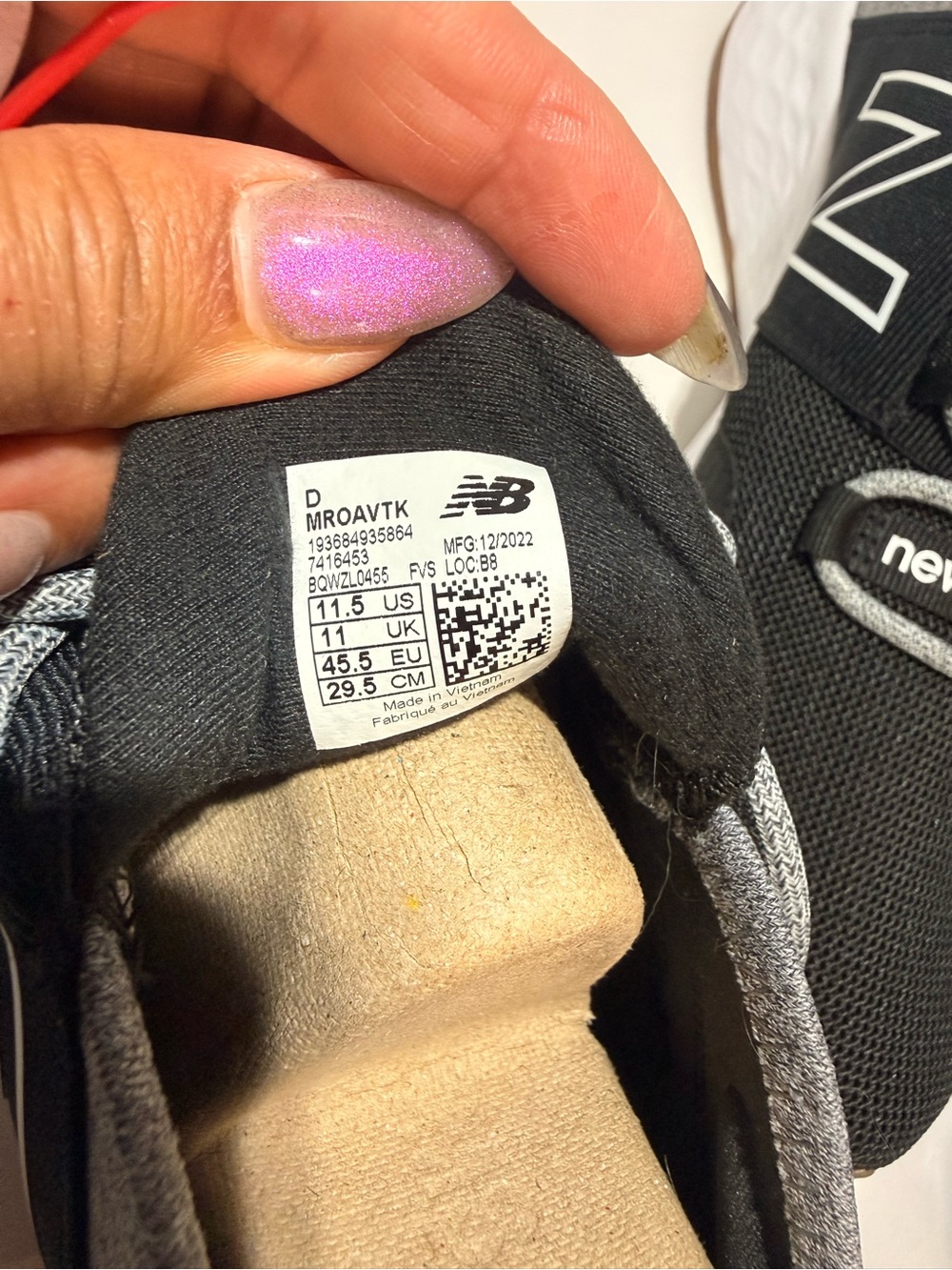 New Balance Men's Black and Gray Lace-Up Sneakers - Picture 7 of 7